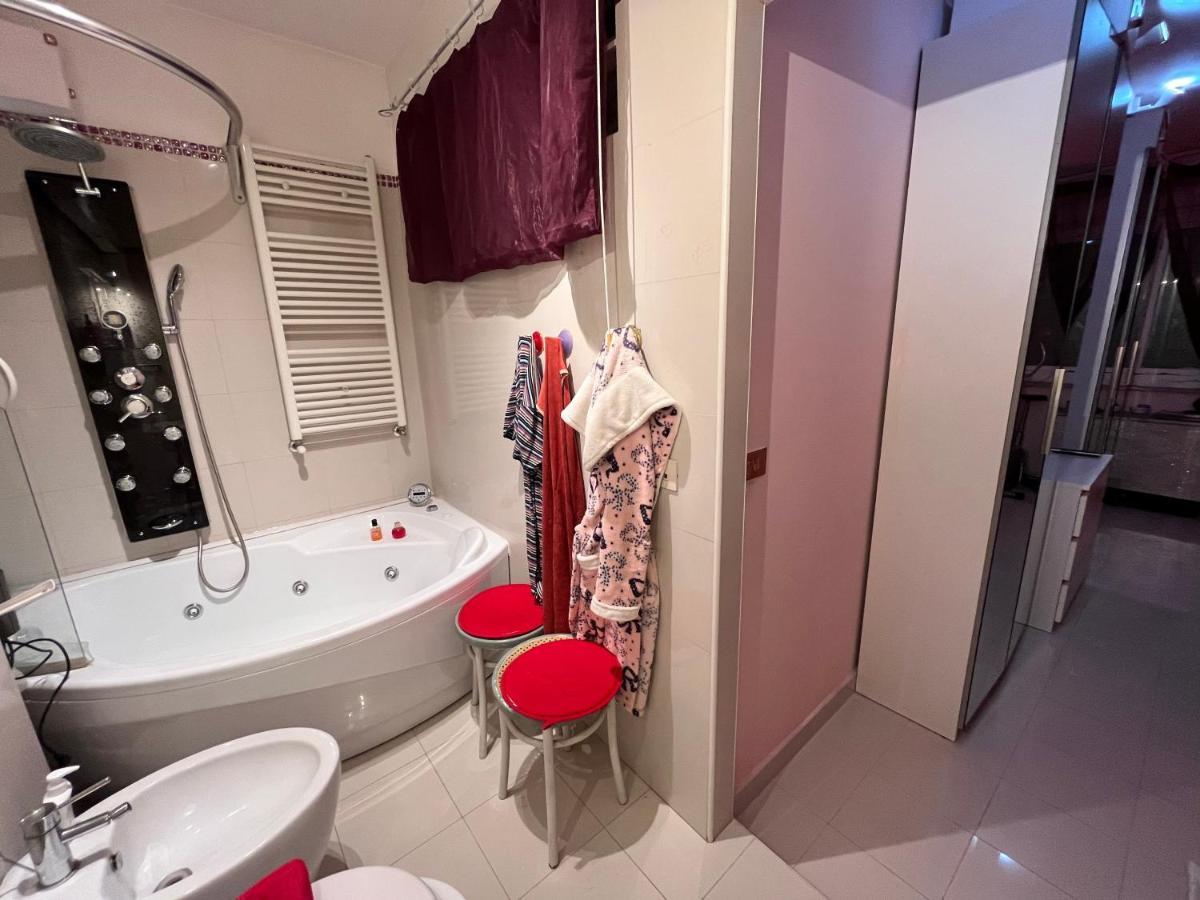 Affitto Due Camere, Due Bagni In Villa Rom Exterior foto